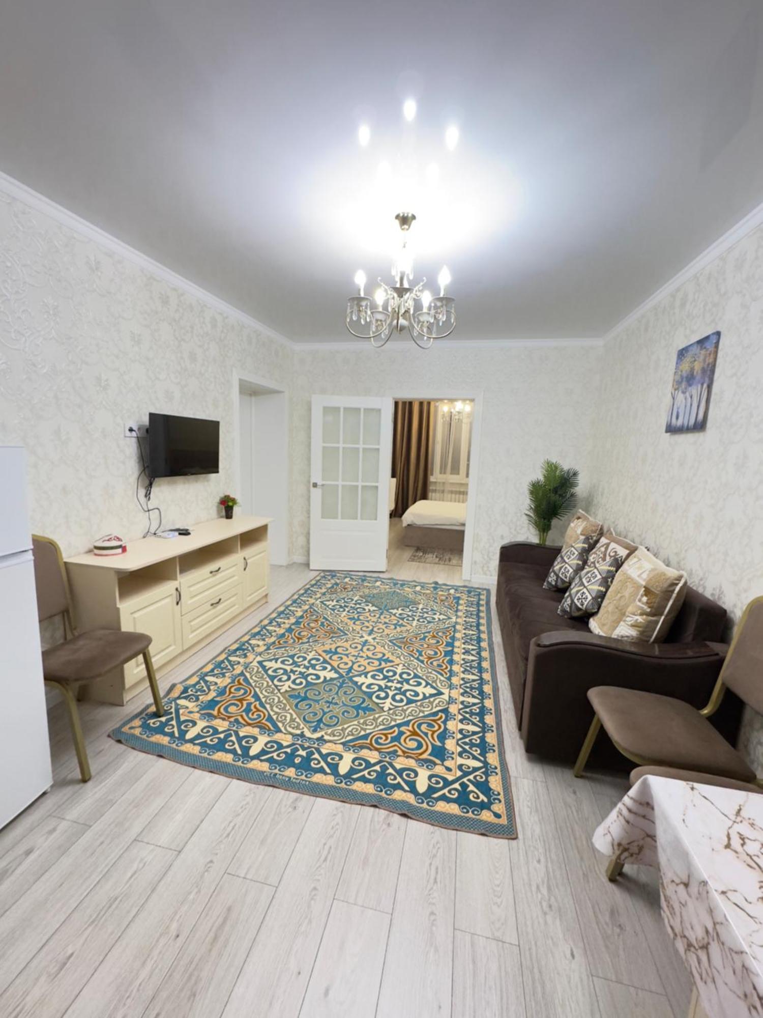 Your Home Away From Home 213 Almaty Bagian luar foto