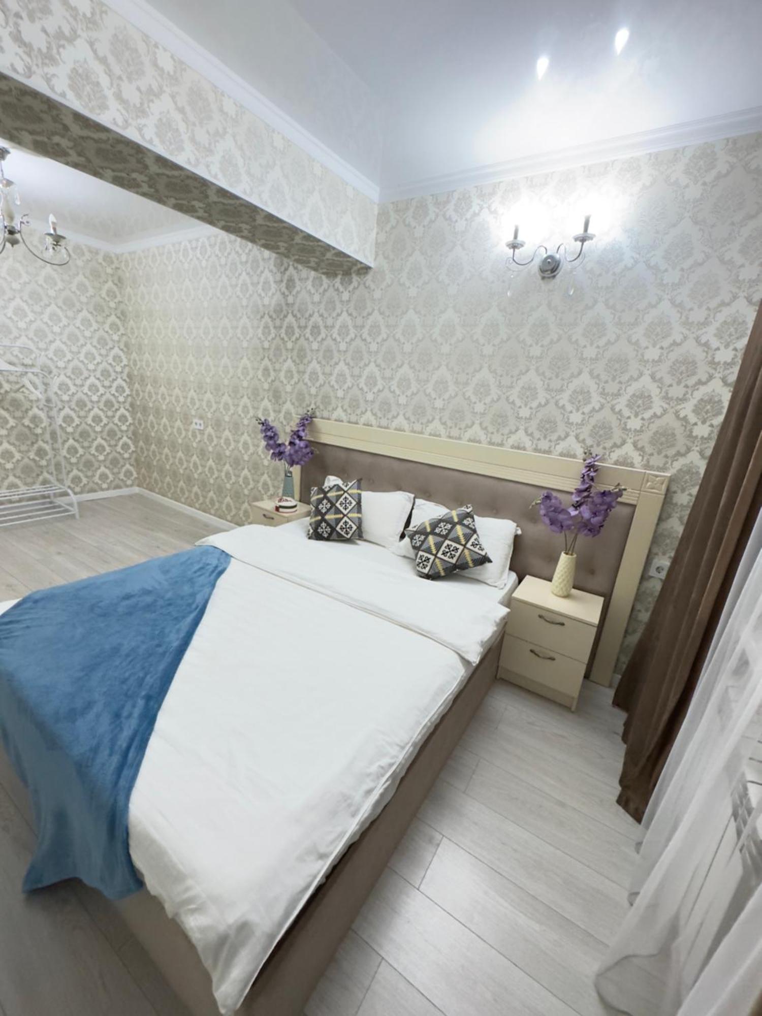 Your Home Away From Home 213 Almaty Bagian luar foto