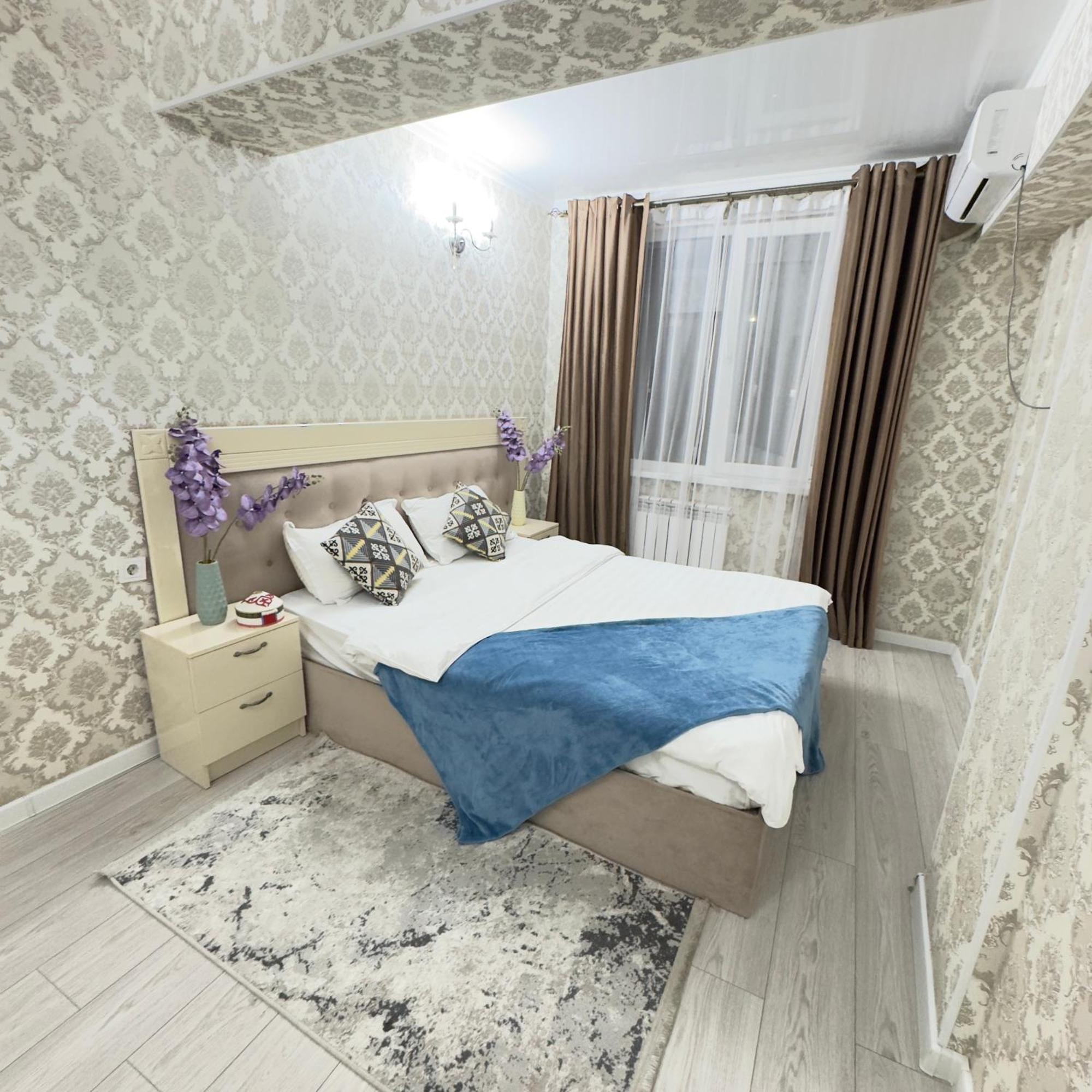Your Home Away From Home 213 Almaty Bagian luar foto