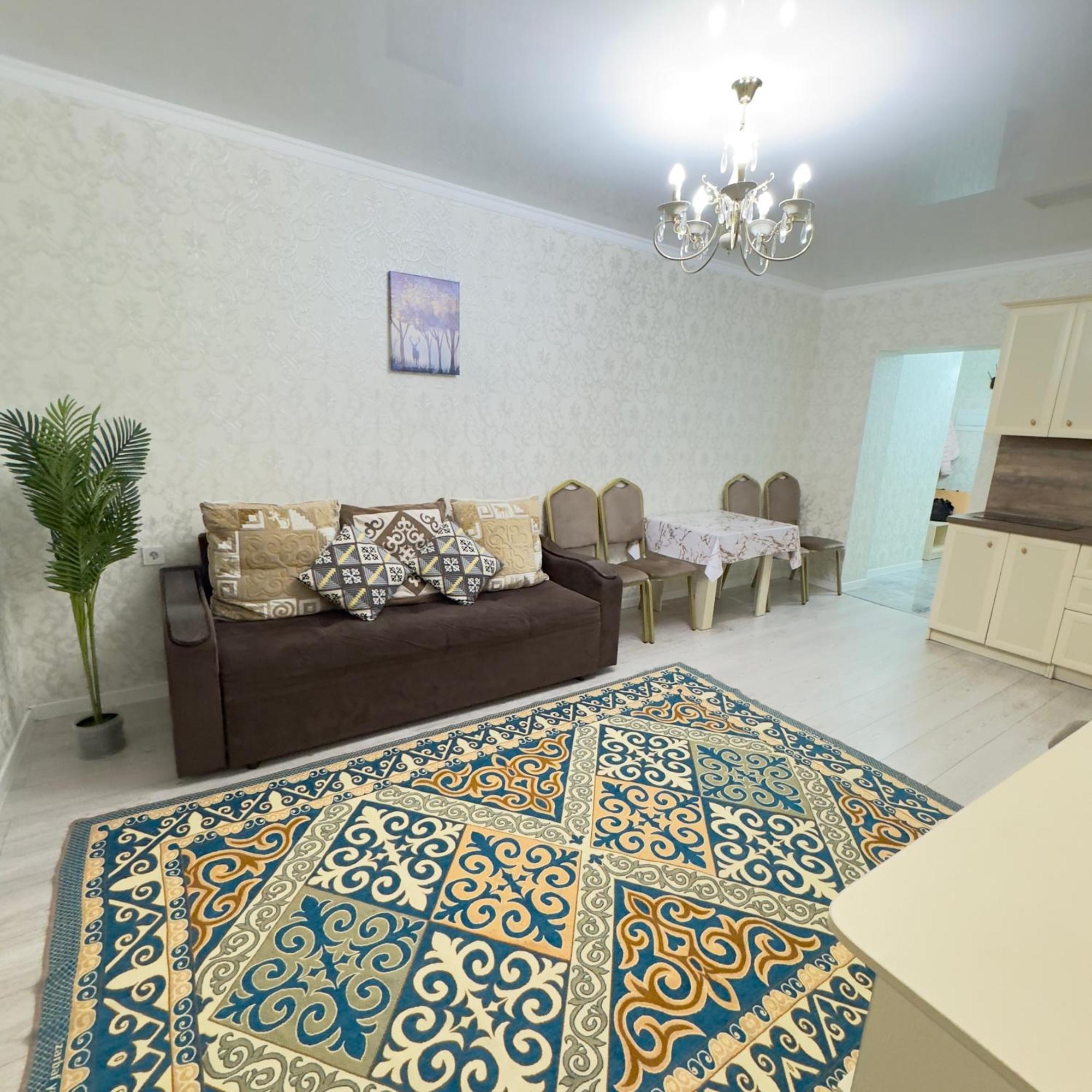 Your Home Away From Home 213 Almaty Bagian luar foto